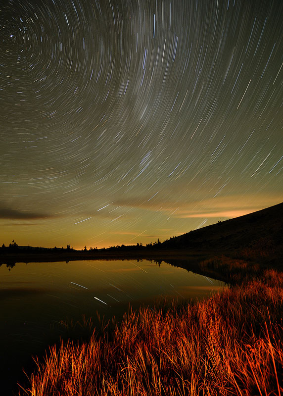 Night sky star trails 30 minutes